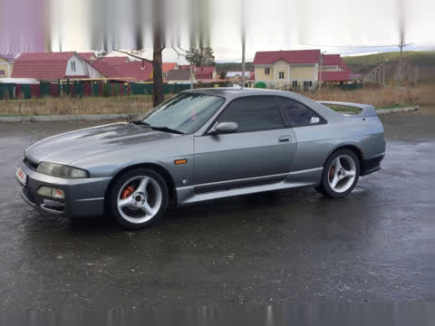 Nissan skyline ix r33