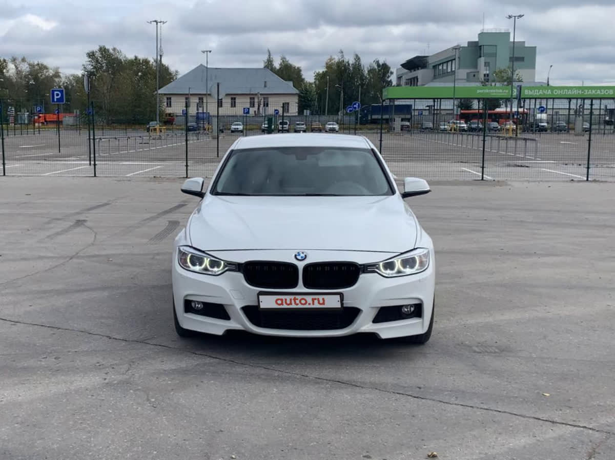 2013 BMW 3 серии VI (F3x) 320i xDrive, белый, undefined рублей